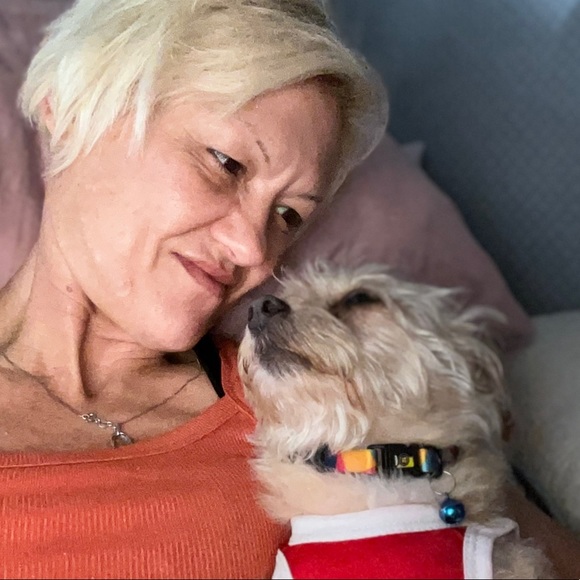 Meet your Posher, Michelle - Picture 2 of 2